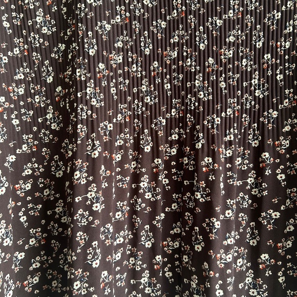 Adrianna Papell Brown Floral Long Sleeve Flowy Blouse Size L Boho Fall Autumn - Picture 7 of 7